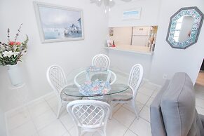 Colony Beach Club 126