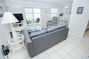 Colony Beach Club 126