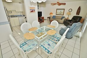 Colony Beach Club 132