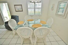 Colony Beach Club 132