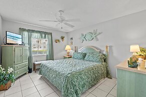 Colony Beach Club 139