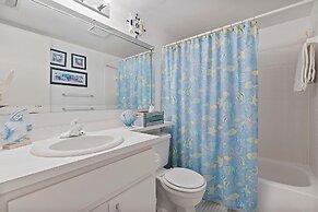 Colony Beach Club 139