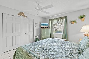 Colony Beach Club 139