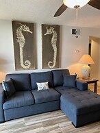 Colony Beach Club 147