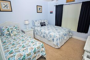 Colony Beach Club 147