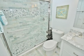 Colony Beach Club 147