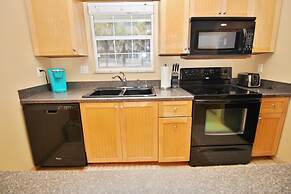 Colony Beach Club 205