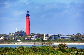 Colony Beach Club 205