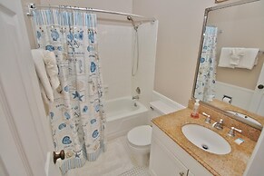 Colony Beach Club 205