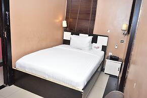 Ai-Royal Hotel & Suites