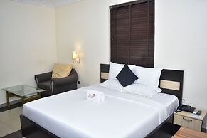 Ai-Royal Hotel & Suites