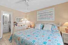 Colony Beach Club 220