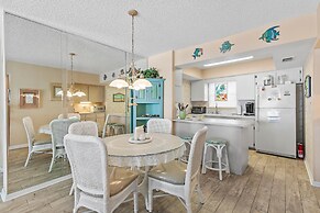 Colony Beach Club 220