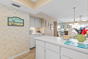 Colony Beach Club 220