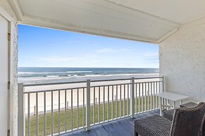 Colony Beach Club 223