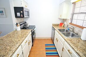 Colony Beach Club 223