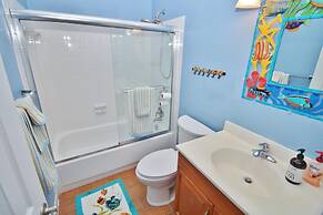 Colony Beach Club 223