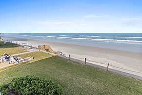 Colony Beach Club 223