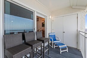 Colony Beach Club 223