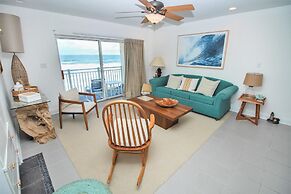 Colony Beach Club 223