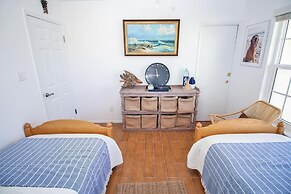 Colony Beach Club 223