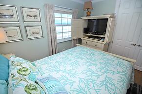 Colony Beach Club 223