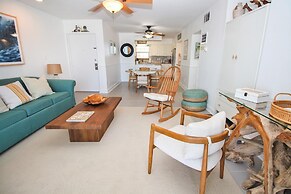 Colony Beach Club 223