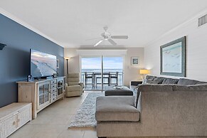 Colony Beach Club 224