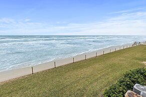 Colony Beach Club 224