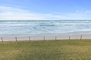 Colony Beach Club 224