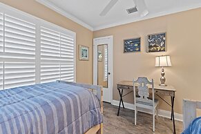 Colony Beach Club 224