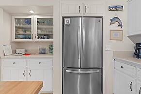 Colony Beach Club 224