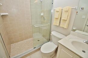 Colony Beach Club 228