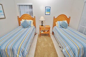 Colony Beach Club 228