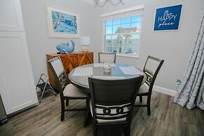 Colony Beach Club 233