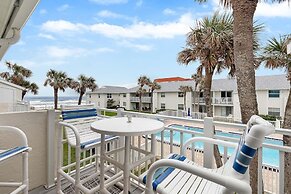 Colony Beach Club 233