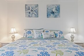 Colony Beach Club 235