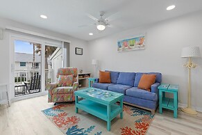 Colony Beach Club 235