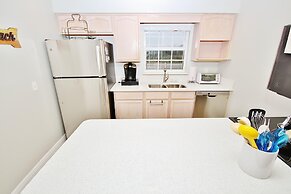 Colony Beach Club 241