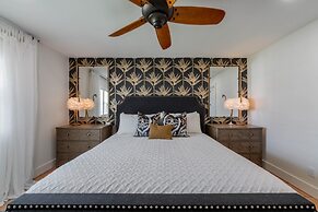 Colony Beach Club 249