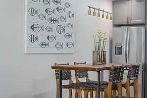 Colony Beach Club 249