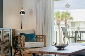 Colony Beach Club 249