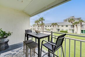 Colony Beach Club 249