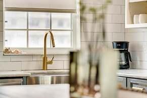 Colony Beach Club 249