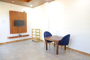 Cosmos Resort Maliblu