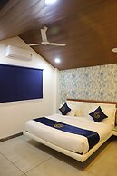 Cosmos Resort Maliblu