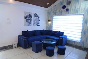 Cosmos Resort Maliblu