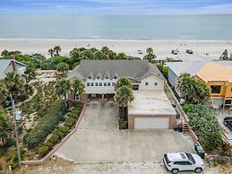 Decked Out House On Hill St
