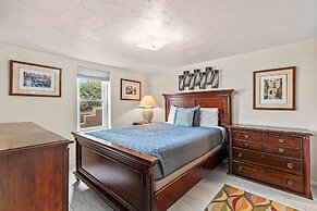 Decked Out House On Hill St