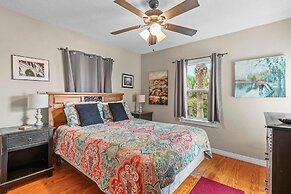 Decked Out House On Hill St